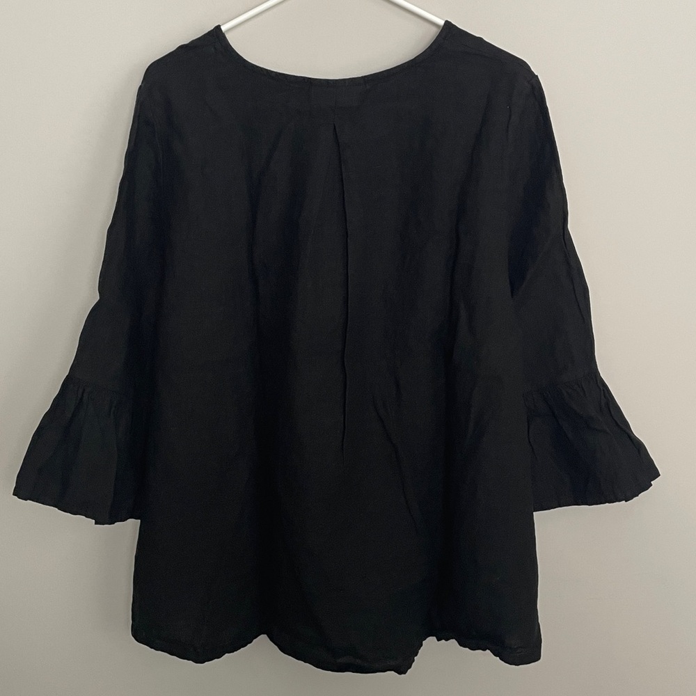 Bryn Walker Dark Charcoal ruffled Bell sleeves hi-lo Top- Medium - Picture 4 of 10
